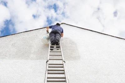 Peinture extérieure à Saclas — façades et ravalement